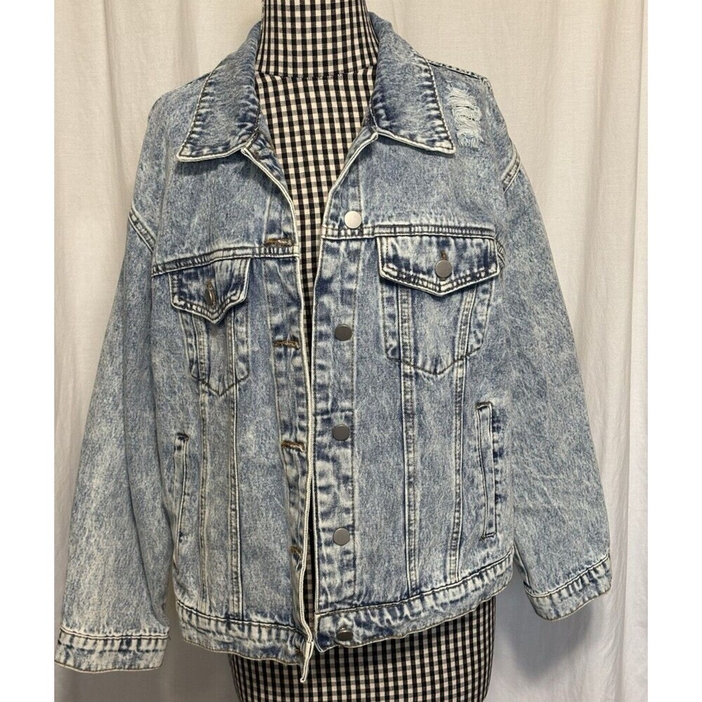 SHEIN Woman’s Light Wash Blue Denim Jean Jacket Size L Button Down